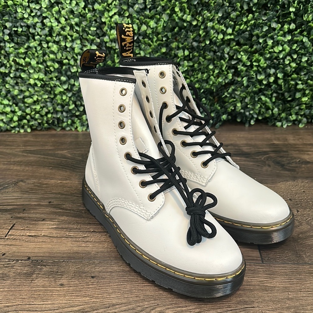 Women's Dr. Martens Zavala Combat Boots Brand NEW